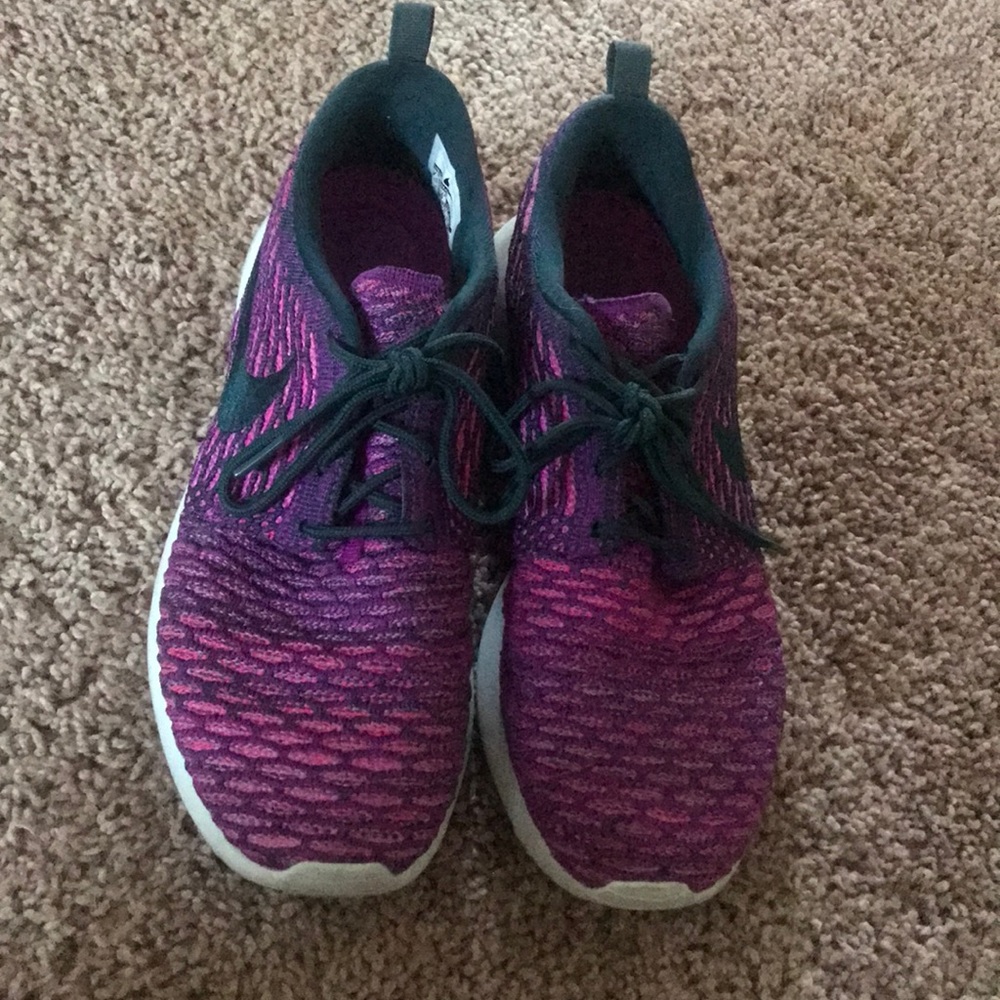 nike purple roshe fly net